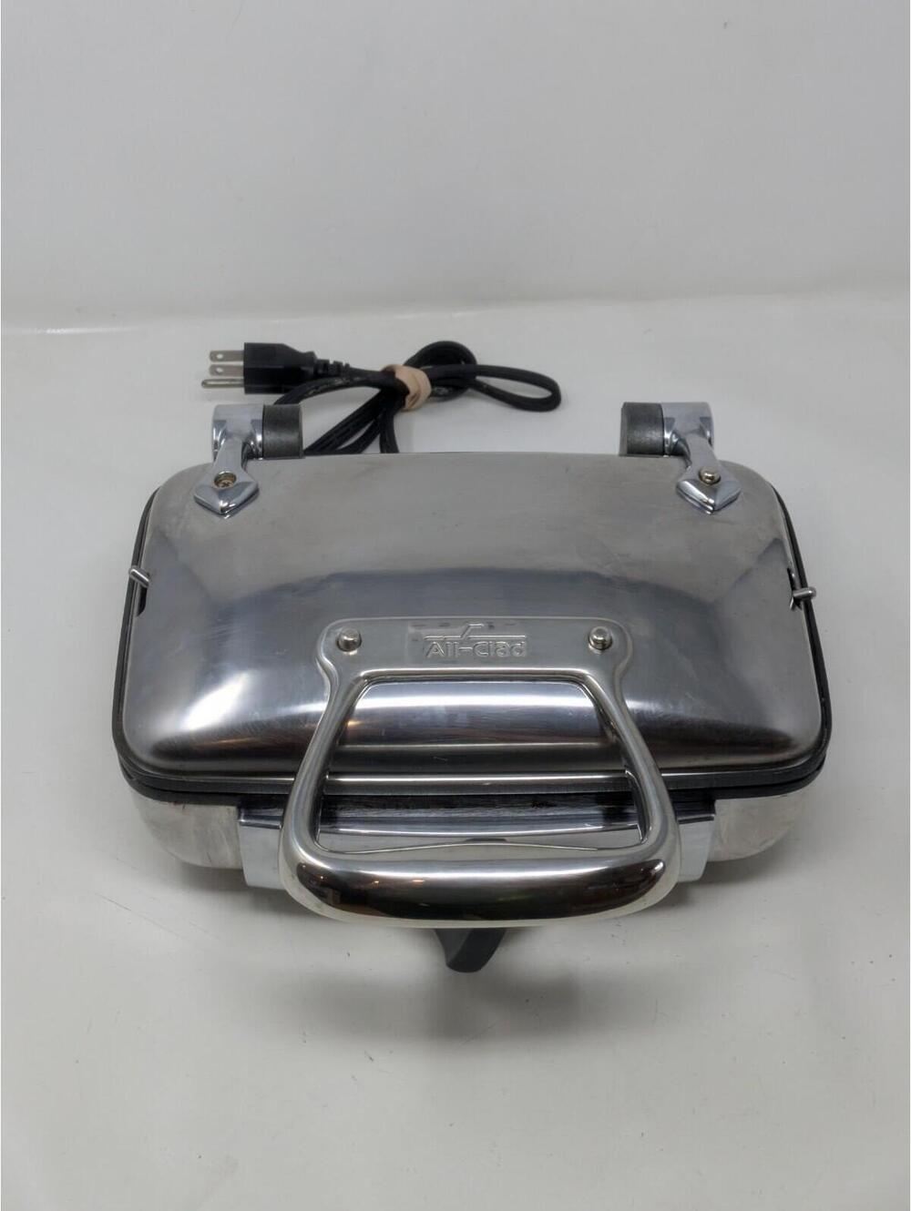 All-Clad Waffler 2 Square Belgian Waffle Maker Model 6061 Tested Working